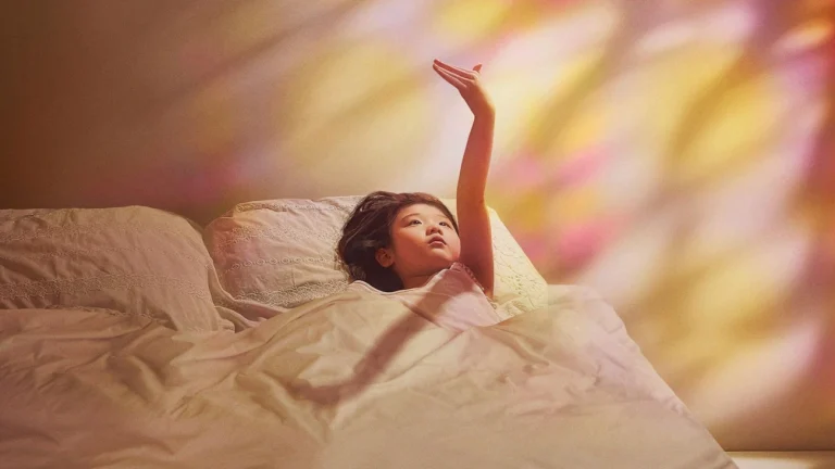 ‘A Garota Canhota’, filme com roteiro de Sean Baker, estreia no streaming