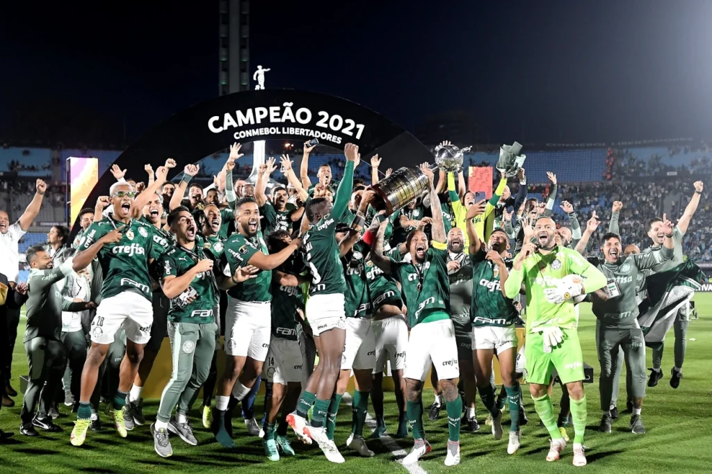 Relembre a final da Libertadores de 2021 entre Palmeiras e Flamengo