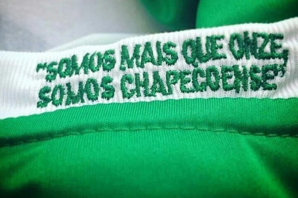 Tragédia da Chapecoense completa nove anos; relembre o acidente Tragédia da Chapecoense completa nove anos; relembre o acidente