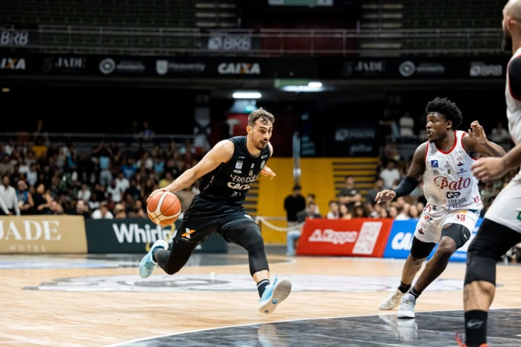 Brasília Basquete Vence Pato Basquete com Impulso, Fica na 5ª Brasília Basquete Vence Pato Basquete com Impulso, Fica na 5ª
