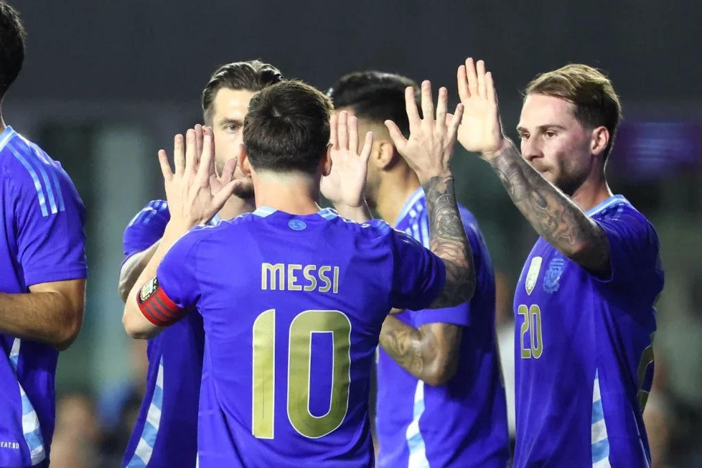 Imprensa argentina divide opiniões sobre grupo na Copa do Mundo; veja