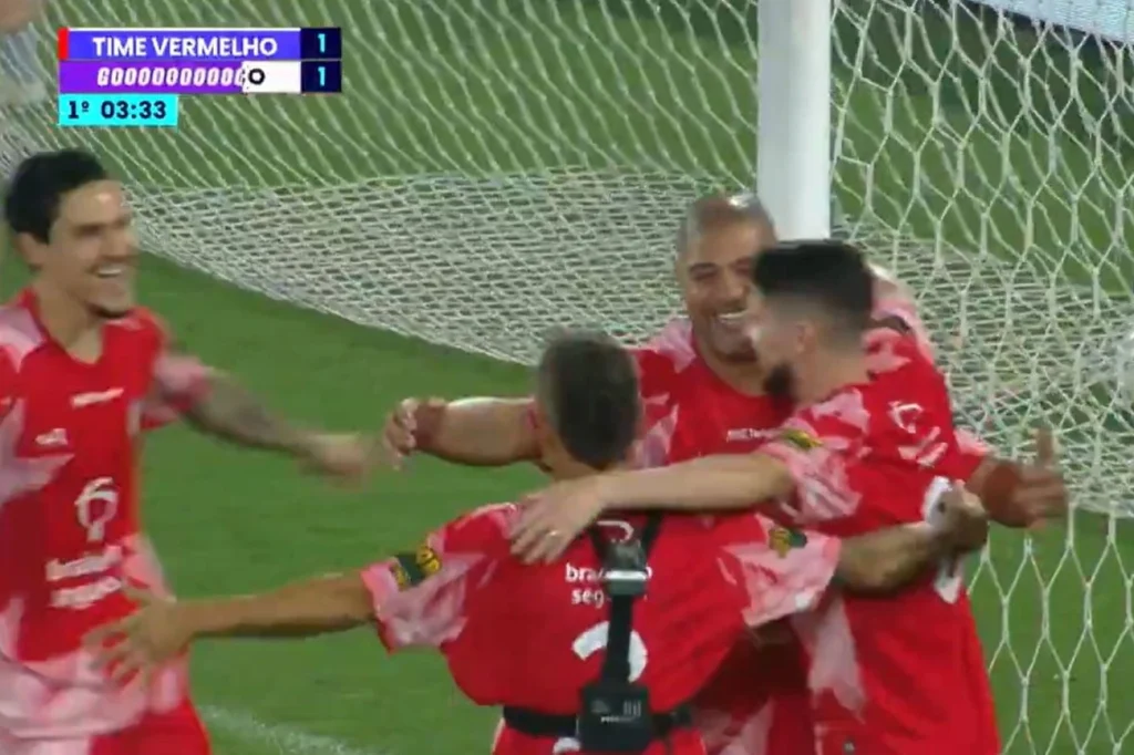 Flamengo desfila geração após geração e faz história nos Jogo das Estrelas Flamengo desfila geração após geração e faz história nos Jogo das Estrelas