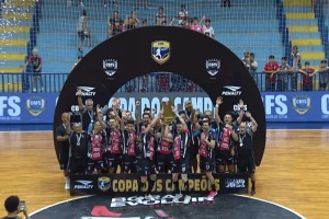 Joinville goleia Fidas Futsal e conquista título da Copa dos Campeões