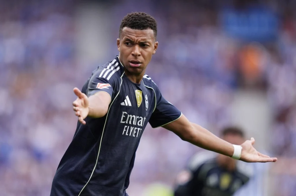 Mbappé pede mudança no Real Madrid após empate Mbappé pede mudança no Real Madrid após empate