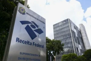 Receita Federal esclarece hoje imposto sobre Pix não existe