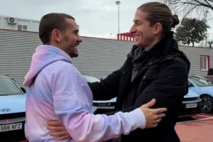 Filipe Luís surpreende Atlético de Madrid com visita após Copa Intercontinental