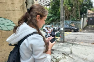 Veto a celular pegou? Escolas avaliam primeiro ano de proibição