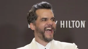 Wagner Moura rege com paixão - Confissões de fã de Oasis