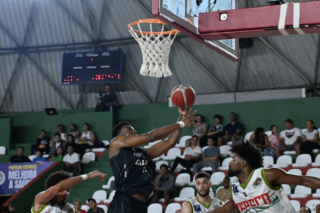 Brasília vence Osasco por 96 a 64 agora no NBB Brasília vence Osasco por 96 a 64 agora no NBB
