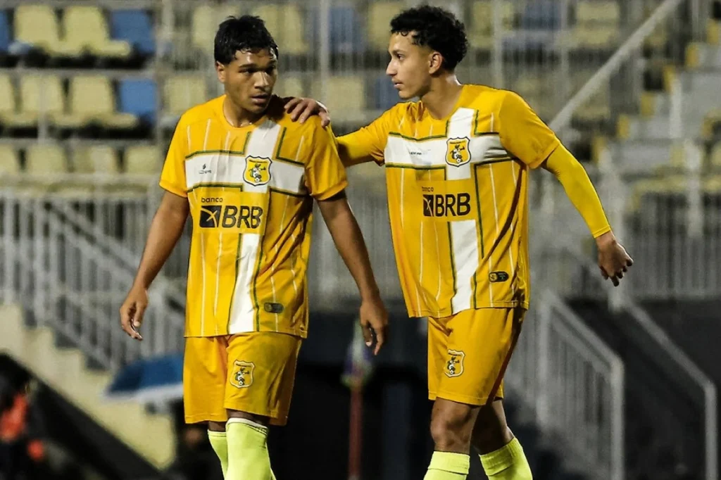 Brasiliense busca 2ª vitória hoje na Copinha 2026 contra Fluminense Brasiliense busca 2ª vitória hoje na Copinha 2026 contra Fluminense