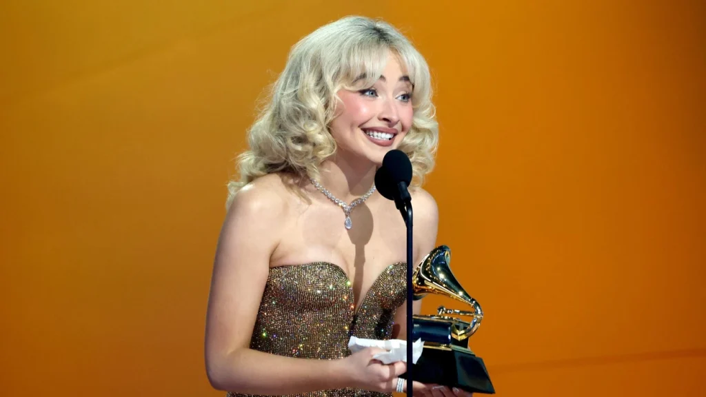 Assista ao Grammy 2026 agora com Sabrina Carpenter e Kendrick Lamar Assista ao Grammy 2026 agora com Sabrina Carpenter e Kendrick Lamar
