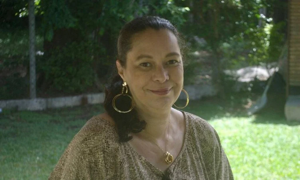 Morte Maldita: Filha de Olavo De Carvalho Morre em 56 Anos Morte Maldita: Filha de Olavo De Carvalho Morre em 56 Anos