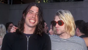 Dave Grohl reconta como Kurt Cobain começou a caminhar em direção ao fim do Nirvana em 1994