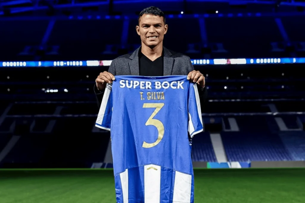 Thiago Silva estreia hoje pelo Porto contra Benfica às 17h45 Thiago Silva estreia hoje pelo Porto contra Benfica às 17h45