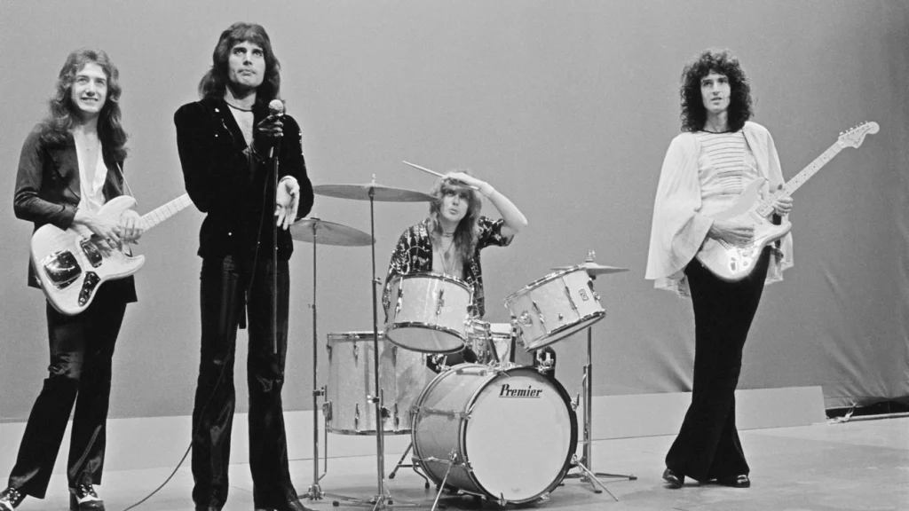 Queen lança agora box de luxo Queen II com faixas ineditas e raras gravações ao vivo